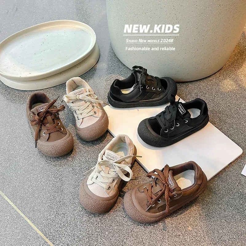 

Kids Flat Shoes Toes Capped Anti-kicked Boys Girls Casual Shoes Soft 2024 Autumn Winter New Children's Sports Shoes Versatile