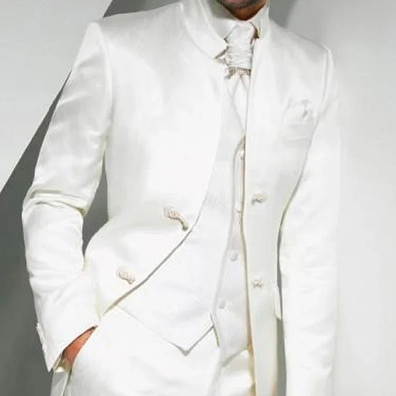 Trajes de túnica larga blanca Vintage para hombre, esmoquin de boda para novio con cuello levantado, conjunto de traje de moda para hombre de 3 piezas, chaqueta, chaleco y pantalones