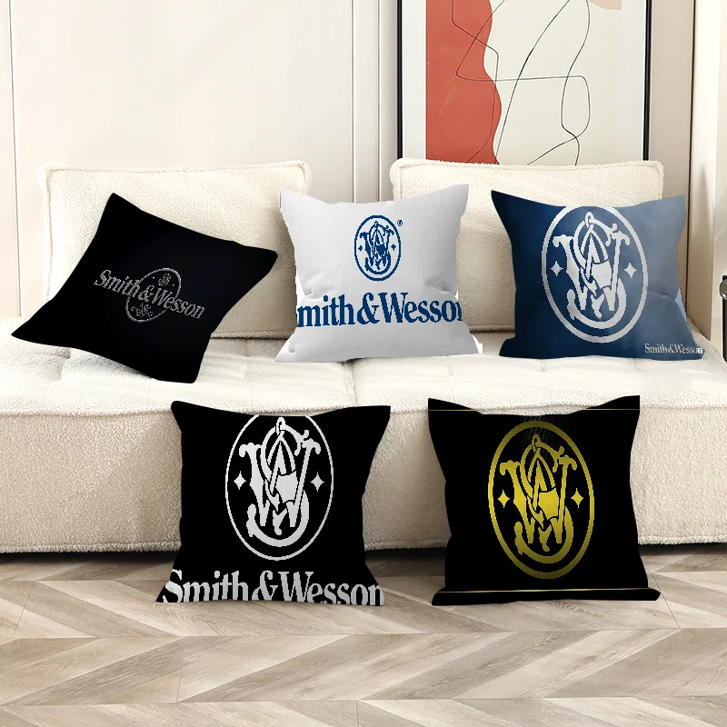 

GUN Smith Wesson Maple Design Cushion Cover Happy Autumn Harvest Decor Holiday Decorati Pillow Cover