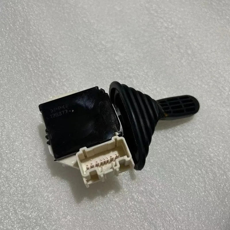 1Pc 8F 15-30 For Toyota Forklift Shift Gear Switch 57460-12470-71 57460-26631-71