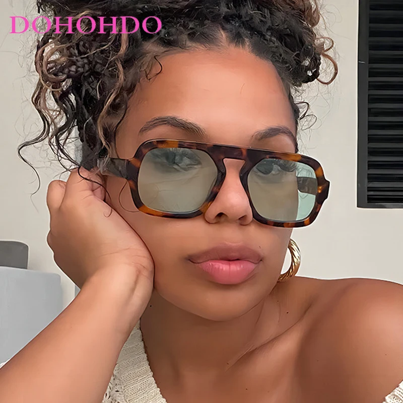 

2025 New Luxury Retro Square Glasses Lady Fashion Simple Sun Glasses For Men Women Trending Outdoor Travel Casual Shades UV400