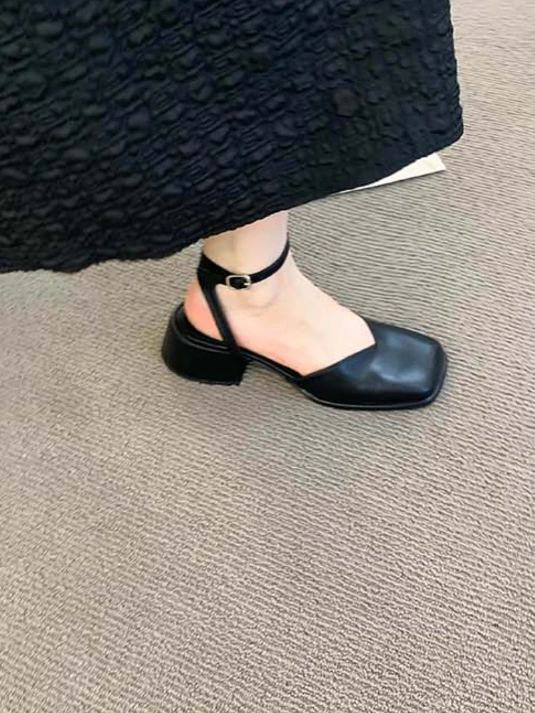 2022 Summer Hollow Out Pure Color Sandals Woman Non Slip Casual Elegant Shoes Beach Korean Style Buckle Medium Heels Shoes Slim