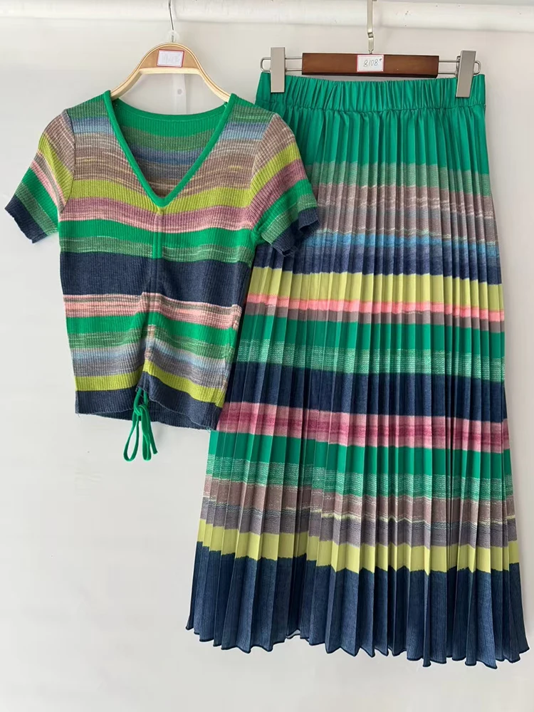 Retro striped knitted yarn pullover two-piece set 2025 summer women's clothing+elastic waist loose pleated skirt fashion set