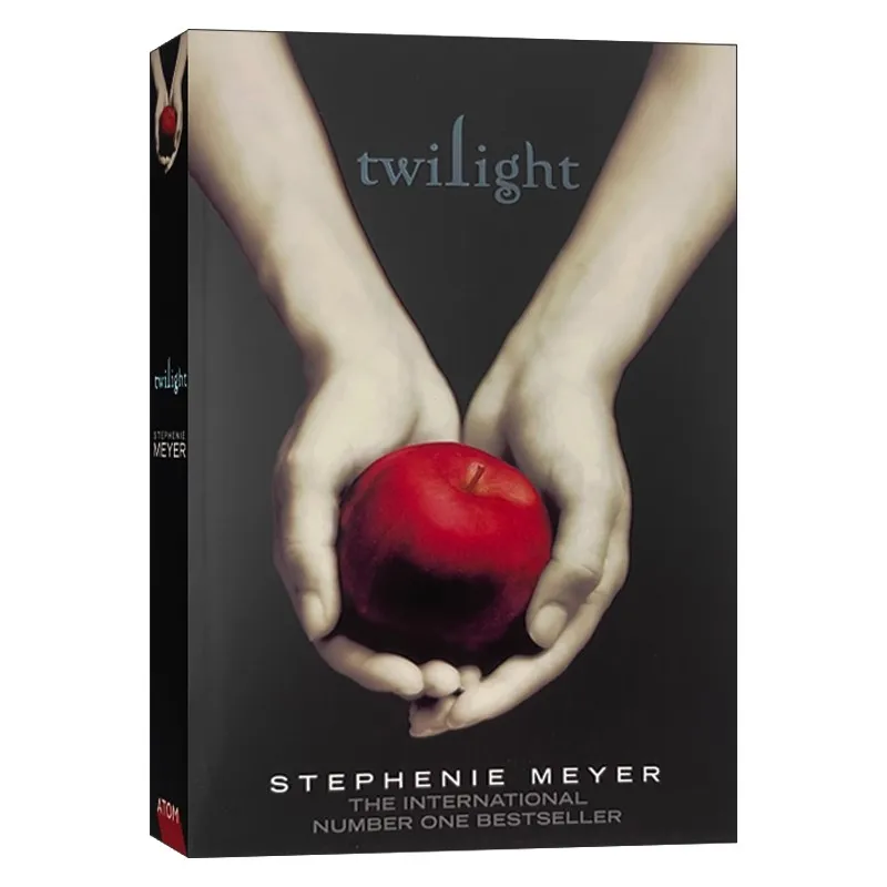 

The Twilight Saga by Stephenie Meyer Bestseller English in book 9781904233657