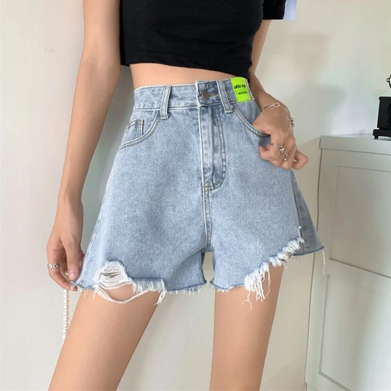 

Летние женские шикарные джинсовые шорты с необработанным краем, с высокой талией, облегающие, из тонкого денима, в корейском дизайнерском стиле