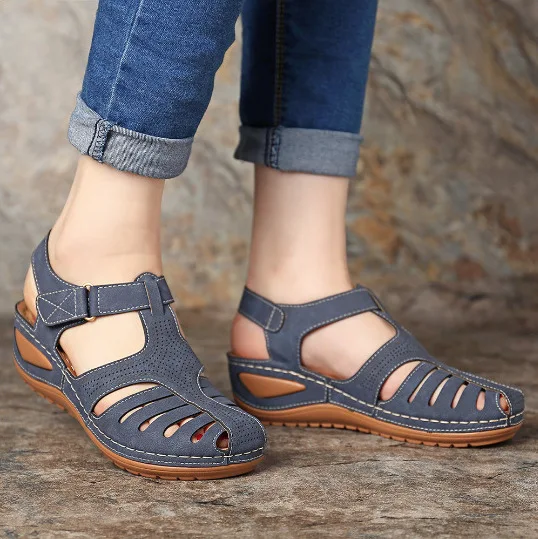 

Women's sandals Baotou hollow summer beach non-slip sandals slope heel soft bottom shoes