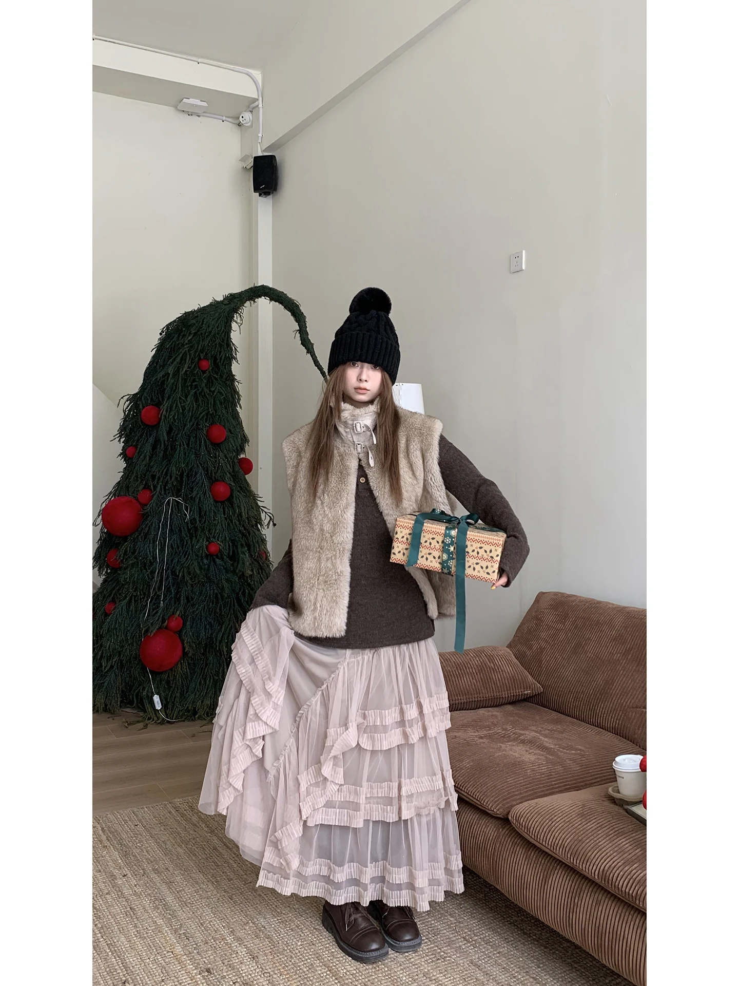 

Красная юбка-миди А-силуэта Celebri, женская, новая коллекция 2025 года, зимняя, длинная, кружевная, многоярусная, класса люкс, очень красивая, повседневная, с низкой талией...