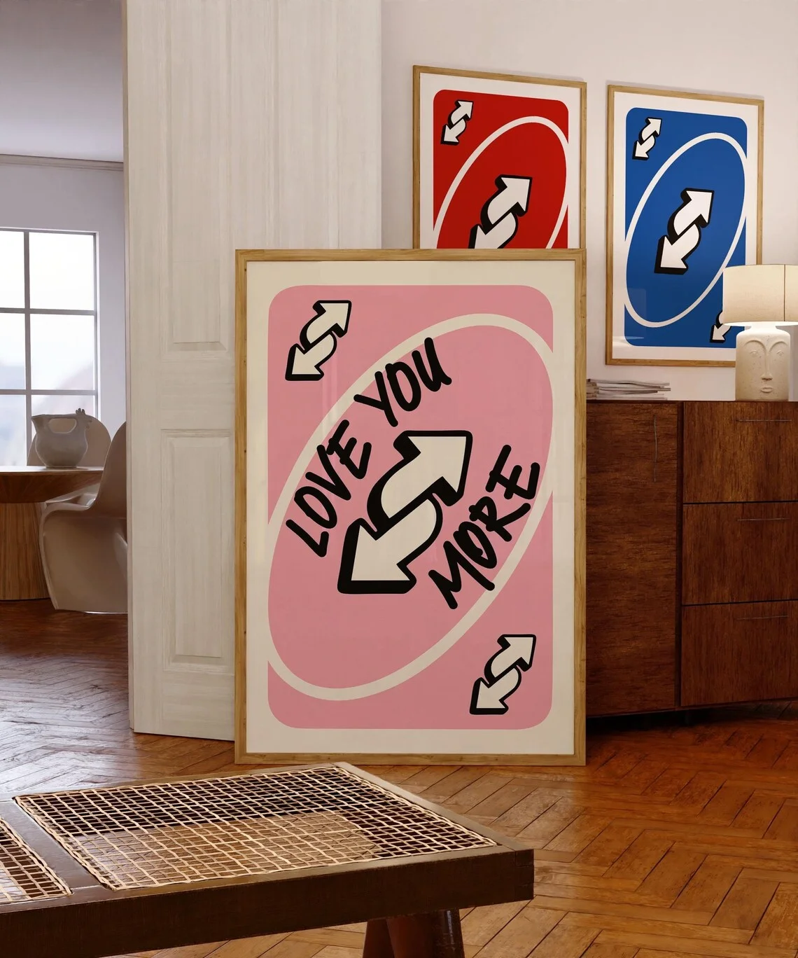 Image of "Love You More" Retro-Wanddruck-Dekoration - Rosa Y2K-Kunst für Schlafzimmer-Akzent, Studentenwohnheim-Wanddekoration oder Romantisches Wohnzimmer-Statement