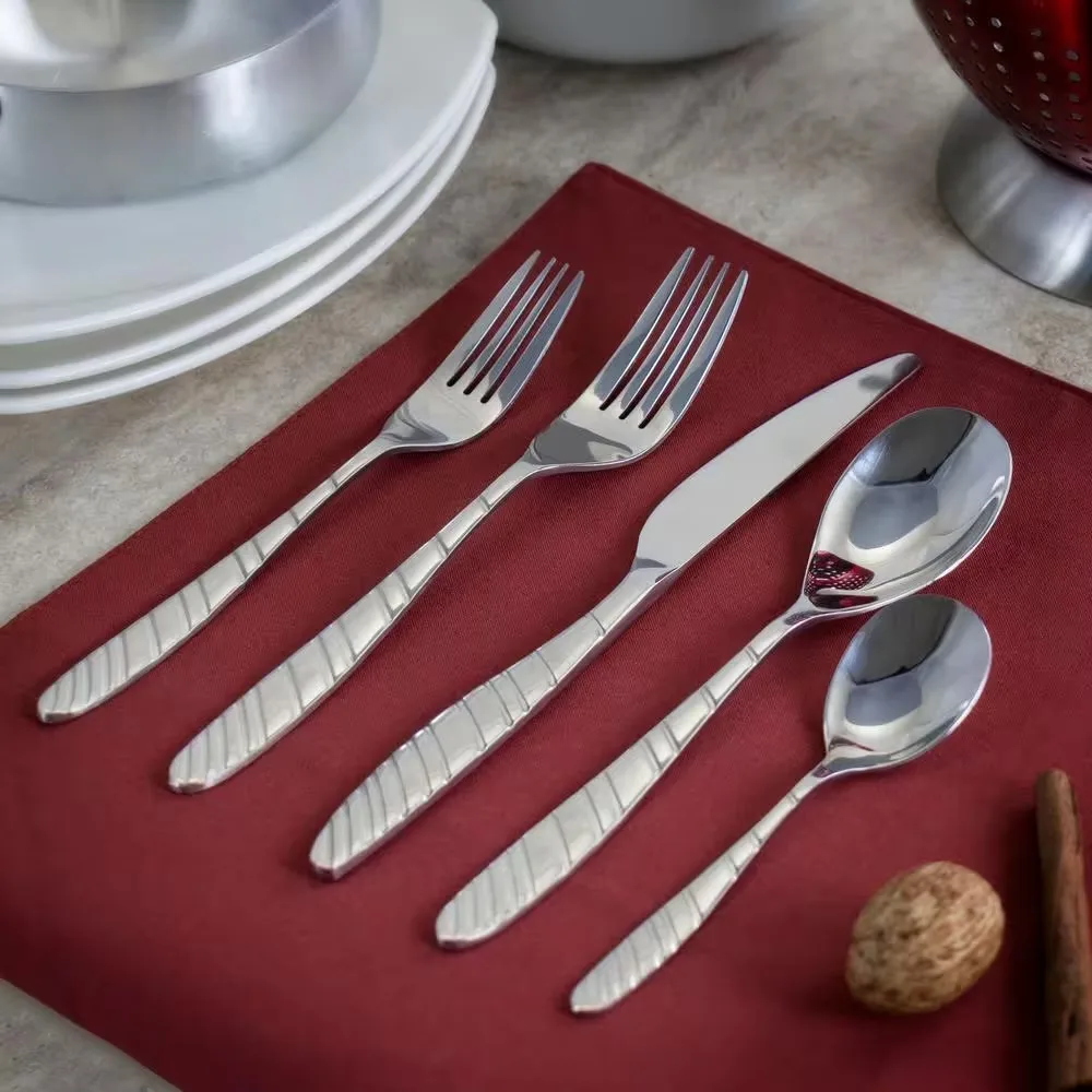 

Flatware Set Silverware set 40 piece solid made of high quality premium stainless steel Rust resistance