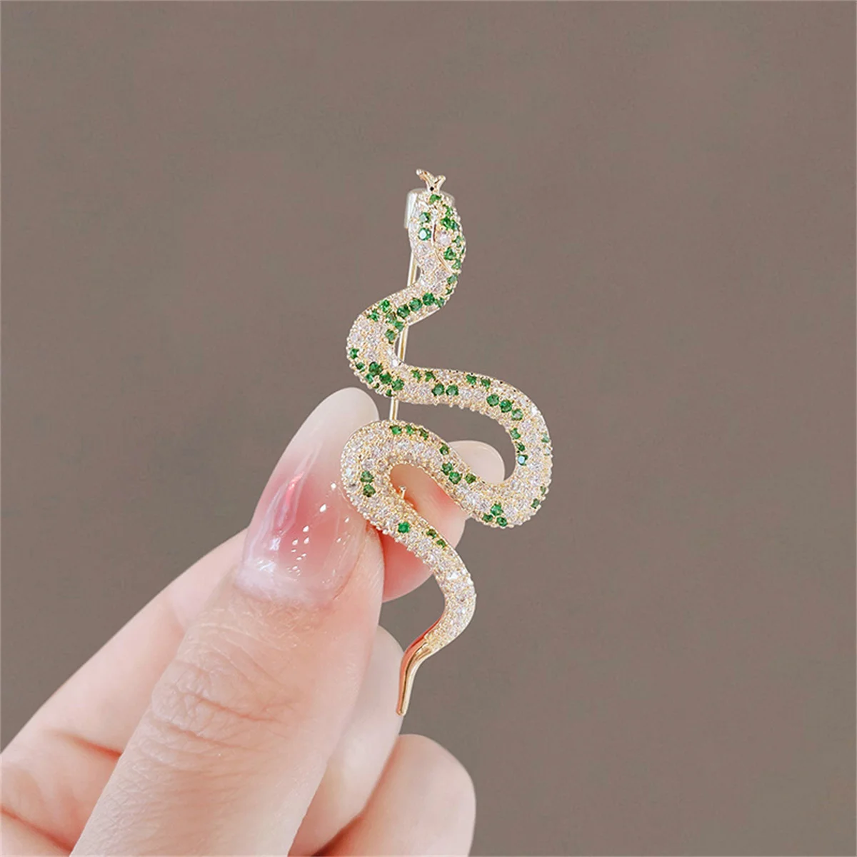 1Pc Retro Snake Brooch Punk Style Men's And Women's Inlaid Zircon Animal Brooch Jewelry Accessories Party Fashion Trend Gift