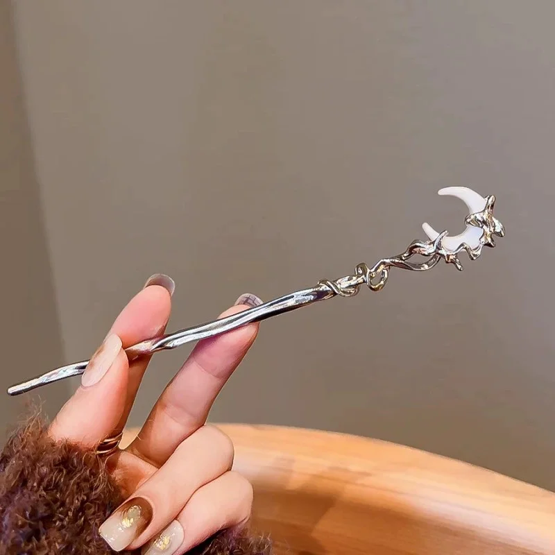 2 قطع جديد النمط الصيني القمر دبوس الشعر الإناث تصميم واضح وبارد إكسسوارات الشعر الحديثة بسيطة عموم دبوس الشعر الإناث