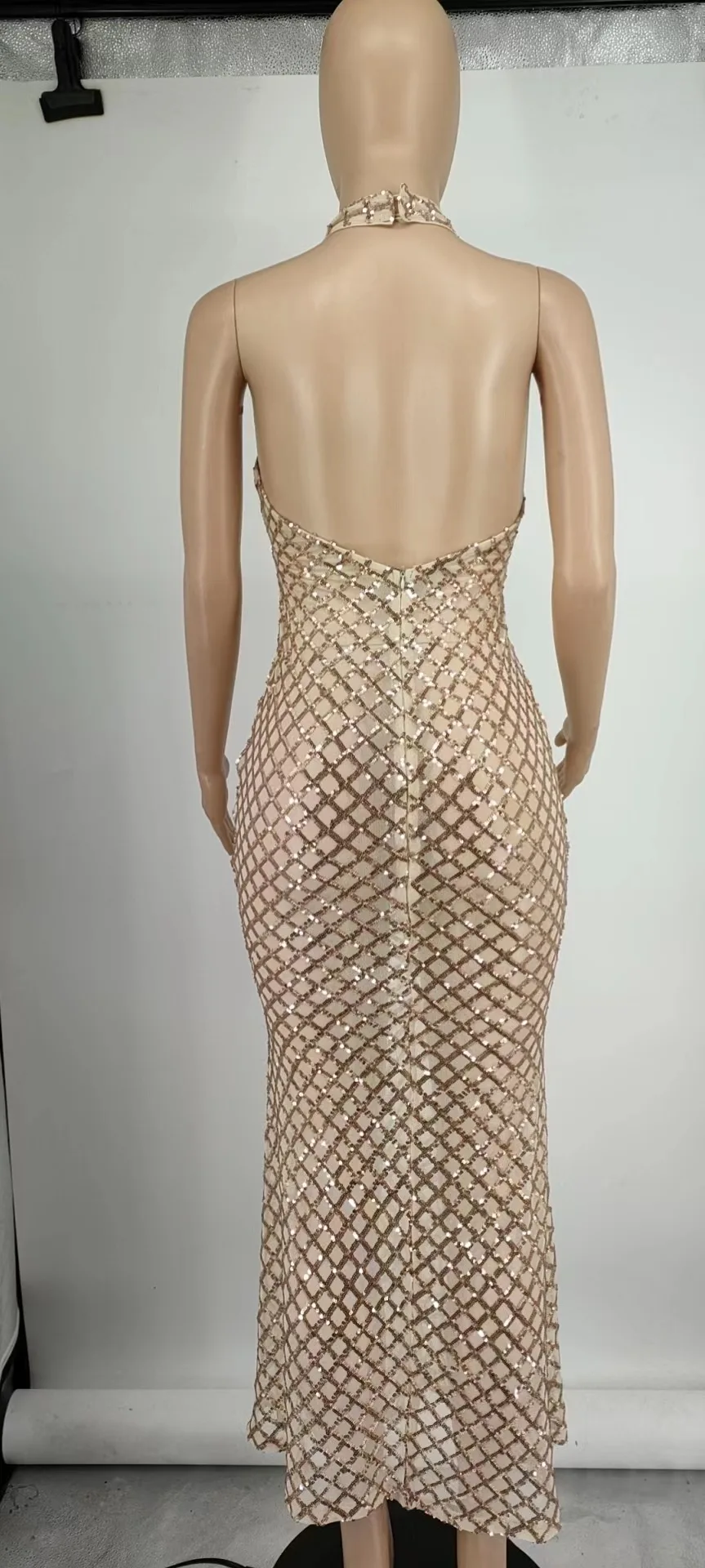 فستان سهرة نسائي مثير بدون ظهر لعام 2025 مزين بحجر الراين والترتر فستان ملهى ليلي شفاف تصميم عصري وشفاف #6