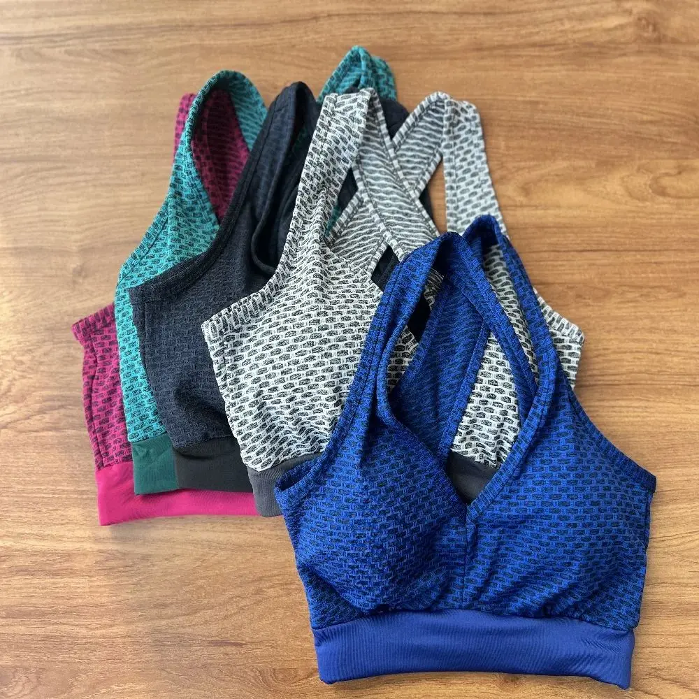 

Honeycomb breathable yoga vest for women, quick-drying and shockproof with chest pad, essential for sports and fitness