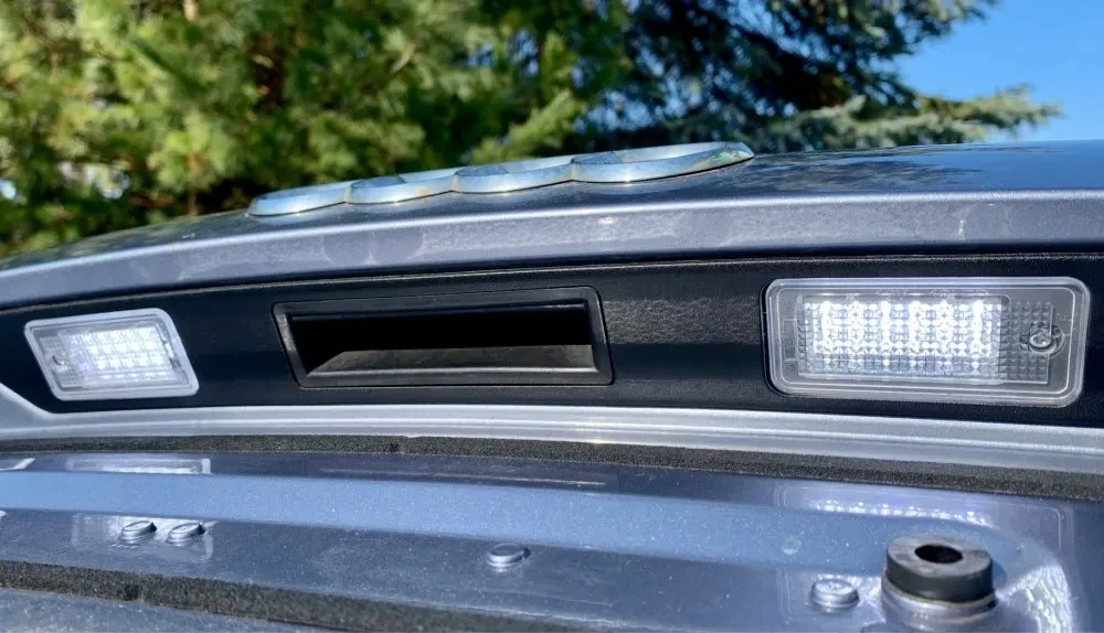 

2 шт. белая светодиодная подсветка номерного знака для Audi A3/S3 A4/S4 A5 A6/S6 A8/S8 RS4 S5 Q7