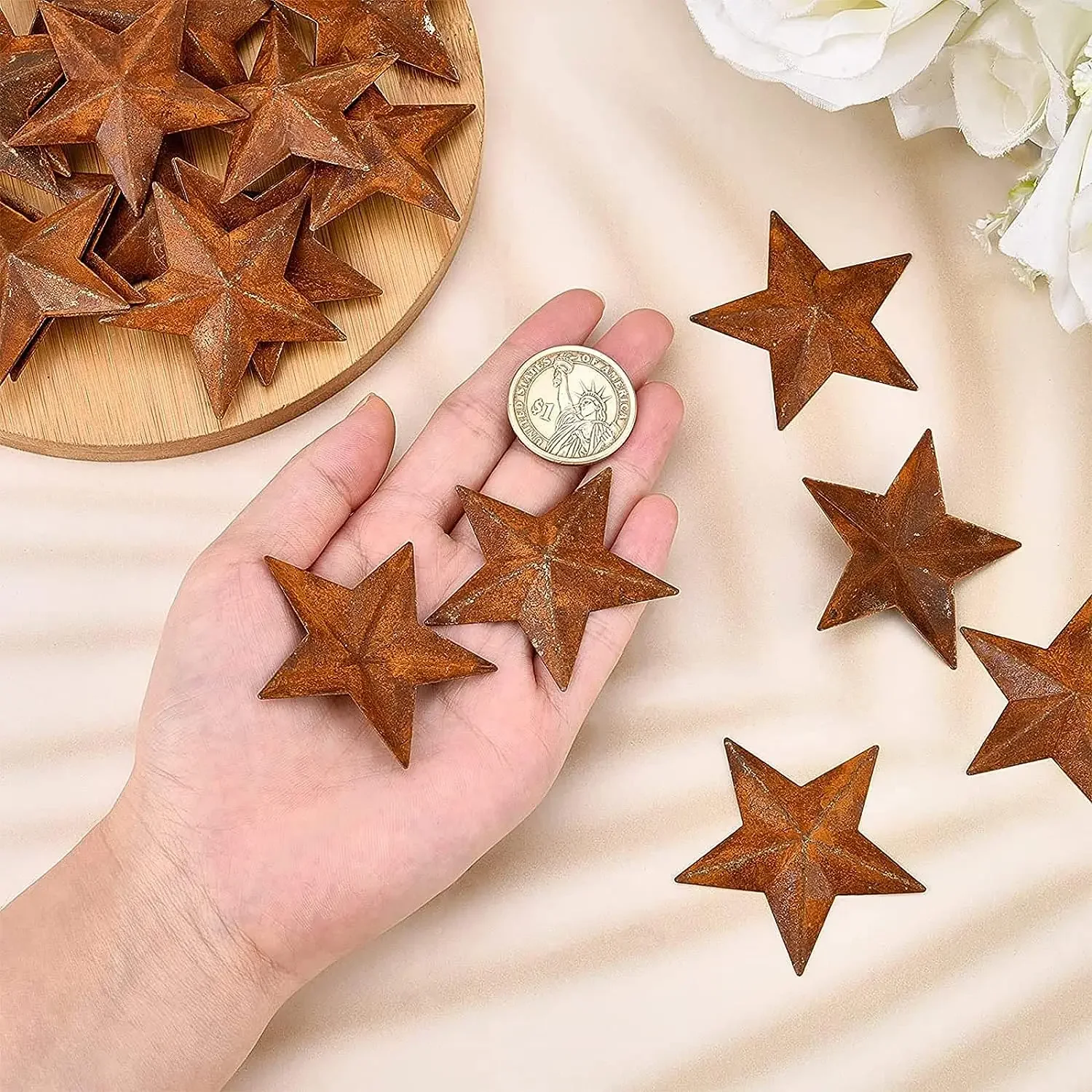 30PCS 1In Metal Rusty Barn Star Antique Primitives Rustic Country Tin Steel Stars Crafts Ornaments Accents Decor 3D Tin Star