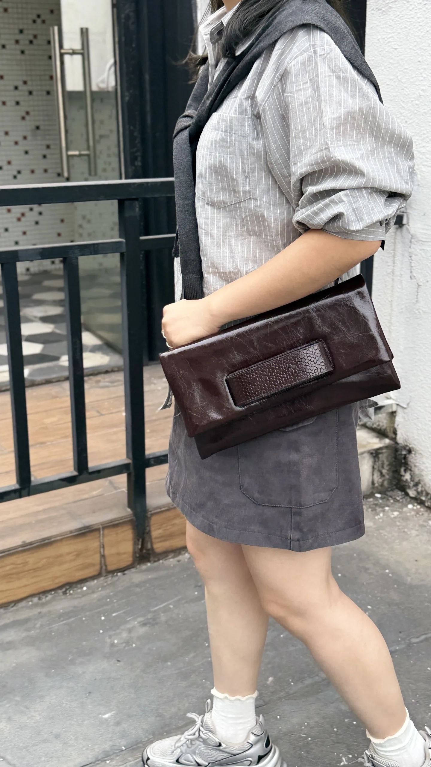 Genuine Cowhide Clutch Purse, Snakeskin Handle Evening Bag, Aidrani Women Leather Handbag for Party Wedding Dinner Cocktail Use