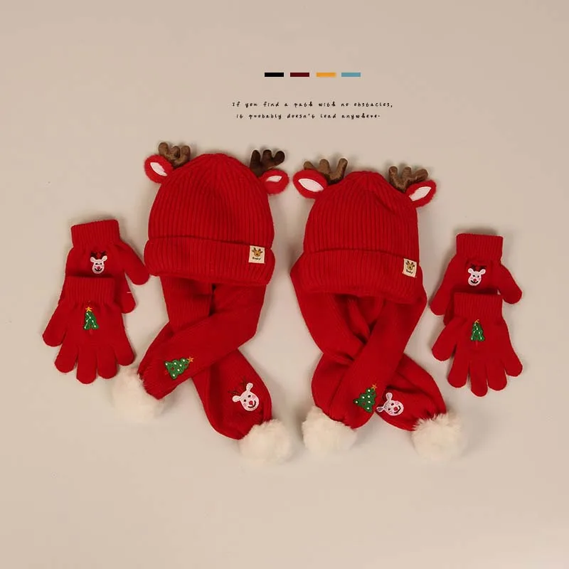 Little maven 2023 Children Hat Scarf and Gloves 3 pcs Velvet Scarf Cute Antler Baby Wool Christmas Sets Suit 1-6 year