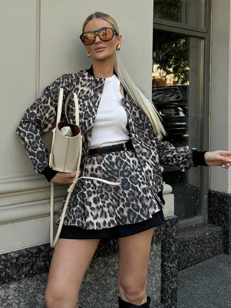 

Chic Patchwork Long Sleeve Blazers Top Women 2 Pieces Set Leopard Printed O Neck Jacket Mini Skirt 2025 Spring New Lady Outfits