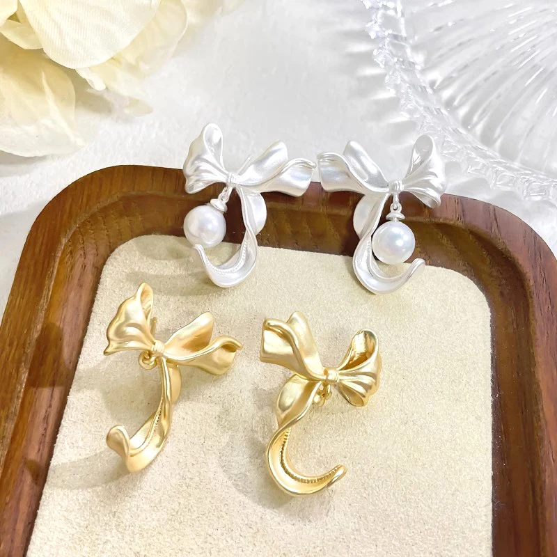 1 Pair  Copper Wrapped Gold Silk Butterfly Knot Exquisite Earrings  DIY Produces Materials for Fashionable Jewelry Accessories