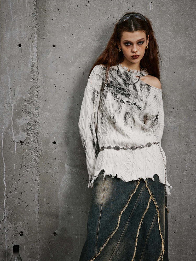 Be All Kabuto Vintage Washed Heavy Duty Denim  Skirt with Frayed Hem A-Line Silhouette for Women Street Style Casual Wear