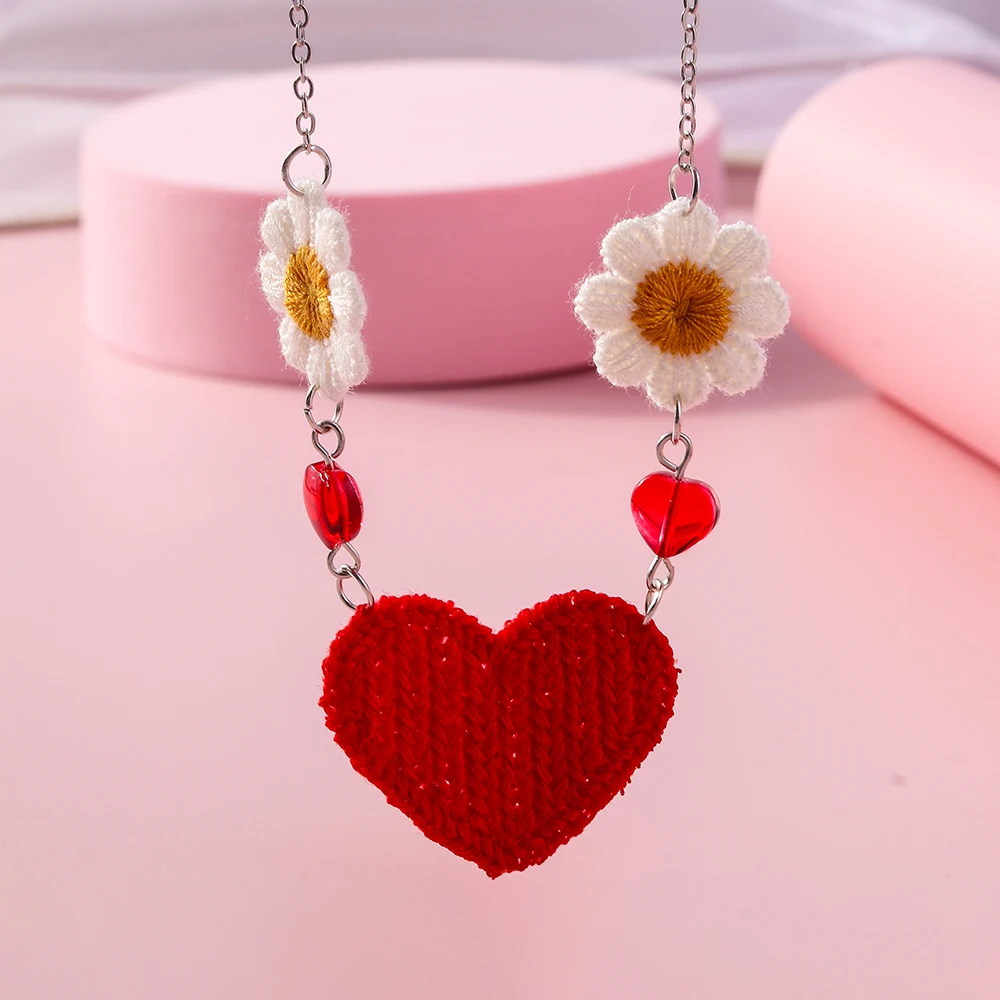 Modische Handgefertigte Gestrickte Herz-Blumen-Halskette für Frauen und Mädchen, Party- und Festivalschmuck, Geschenke – Detail 3