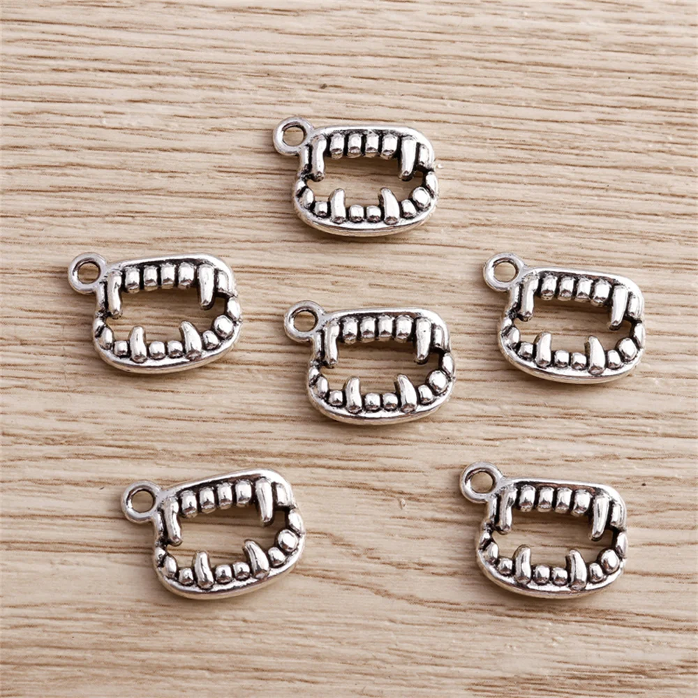 Tusember 20 Stück 13 x 16 mm antiksilberfarbene Vampirzahn-Anhänger für Halsketten, Ohrringe, handgefertigte Schmuckstücke, DIY-Schmuck – Detail 5