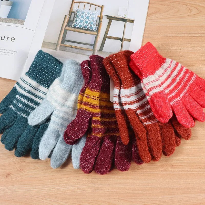 Women Adult Mohair Knitted Gloves Winter Thick Keep Warm Full Finger Mittens Wrist Gloves Random Color Wholesale