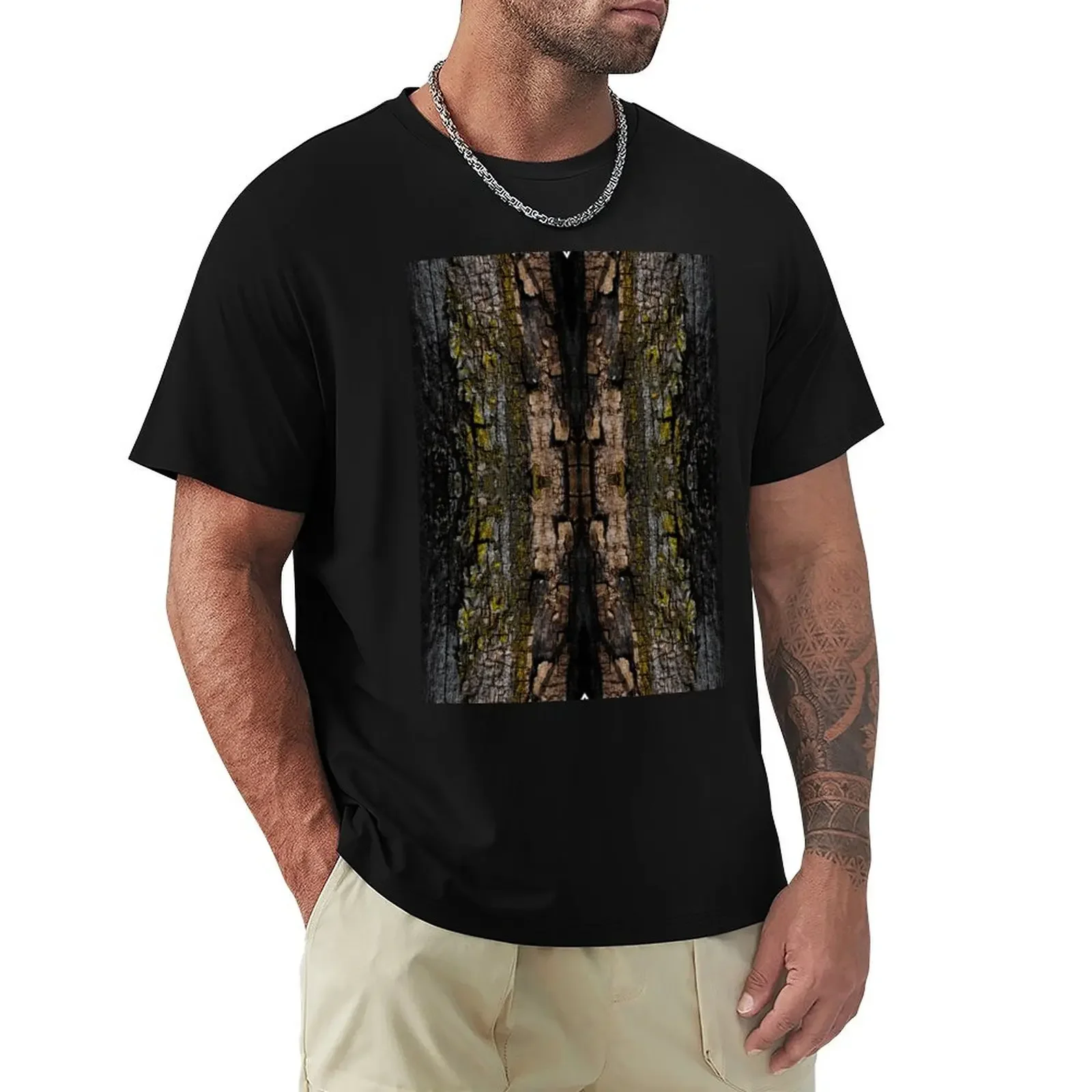 Cool Brown wood bark with yellow lichen pattern T-Shirt Short sleeve tee anime figures mens tall t shirts