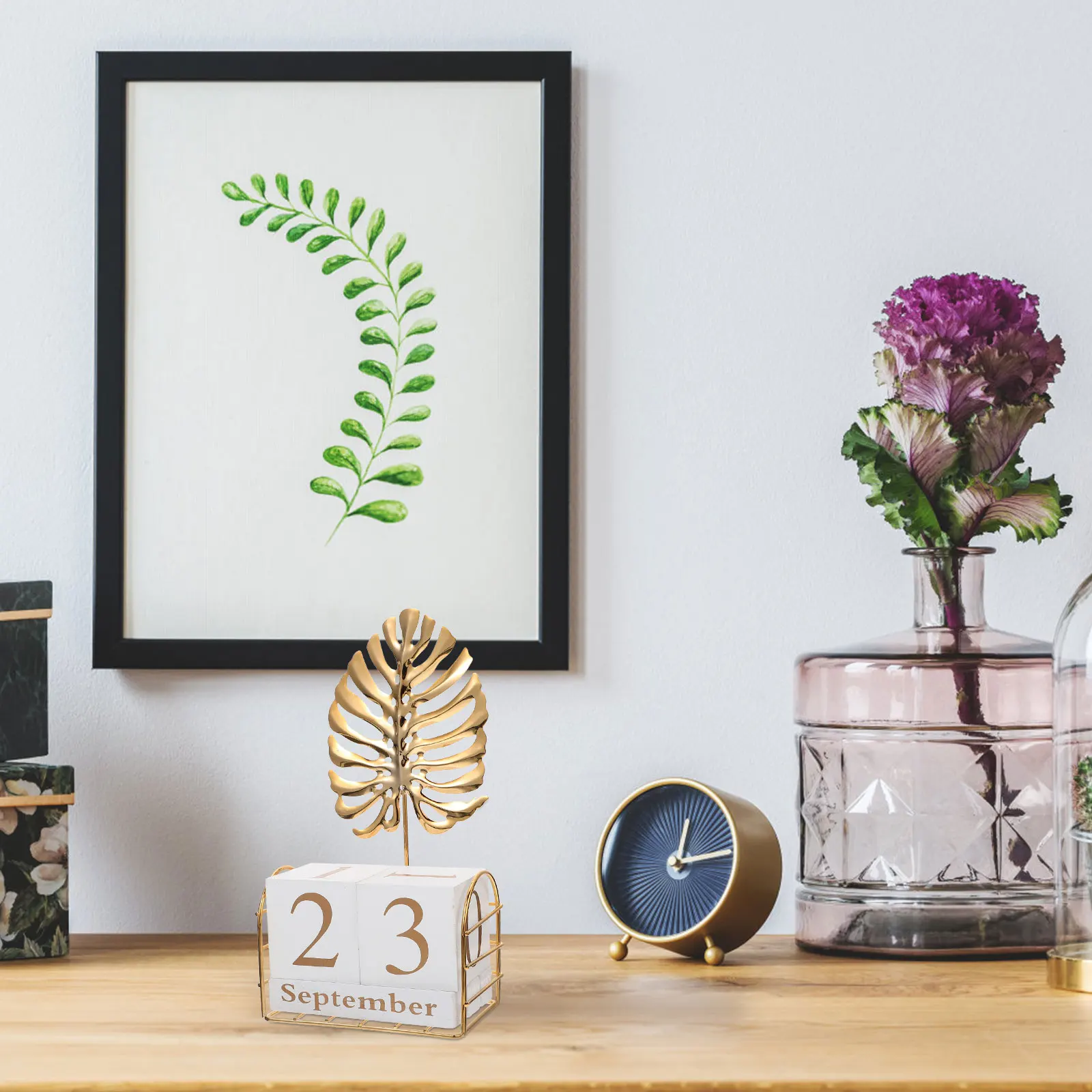 

1 set 1 Set Premium Wooden Metal Decoration Stylish Desktop Cube For Date Month Display Lightweight Turtle Leaf Calendar