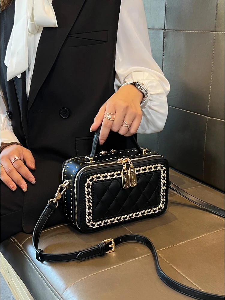 

Hong Kong Women's Fashion Leather Shoulder Bag Handbag Small Square Box Bag Trendy Chic Casual Single Strap Zipper Closure