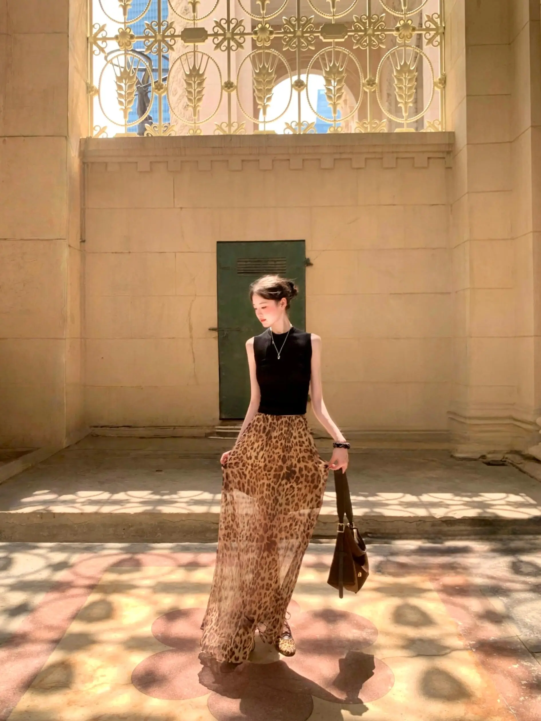 

Женская длинная юбка с леопардовым принтом, с завышенной талией, стройнящая, летняя, модная