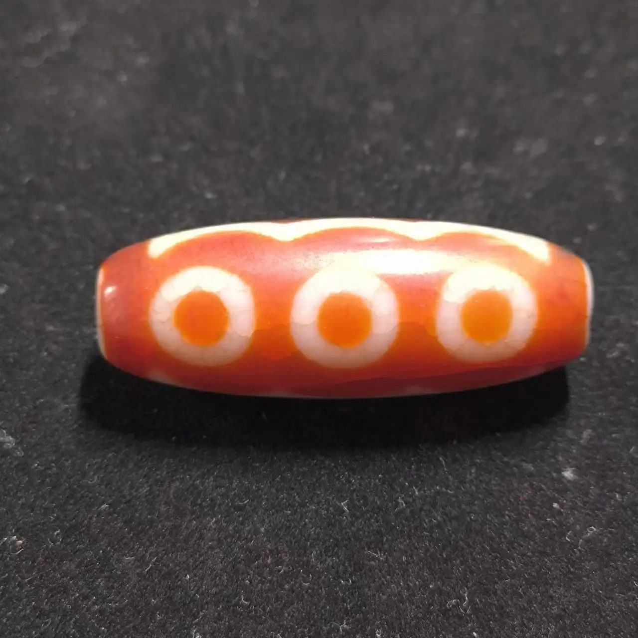1pcs/lot pure natural old agate dzi Typical macropore red vicissitudes of life accessories precious jewelry amulet folk-custom