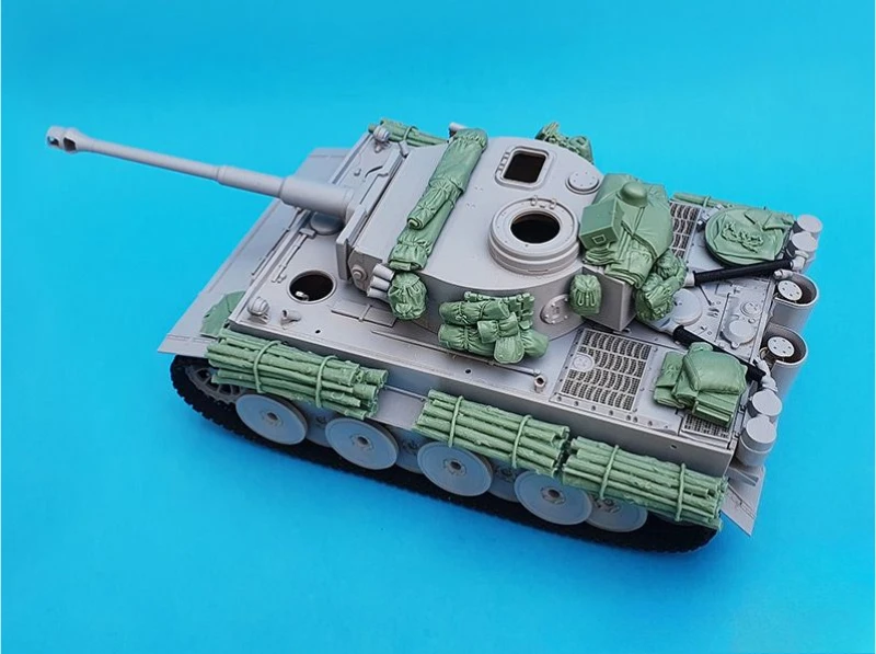 1/35 Scale Die-Cast Resin Model Assembled Kit Tiger Tank Accessories Set (No Tank) Unassembled and Unpainted