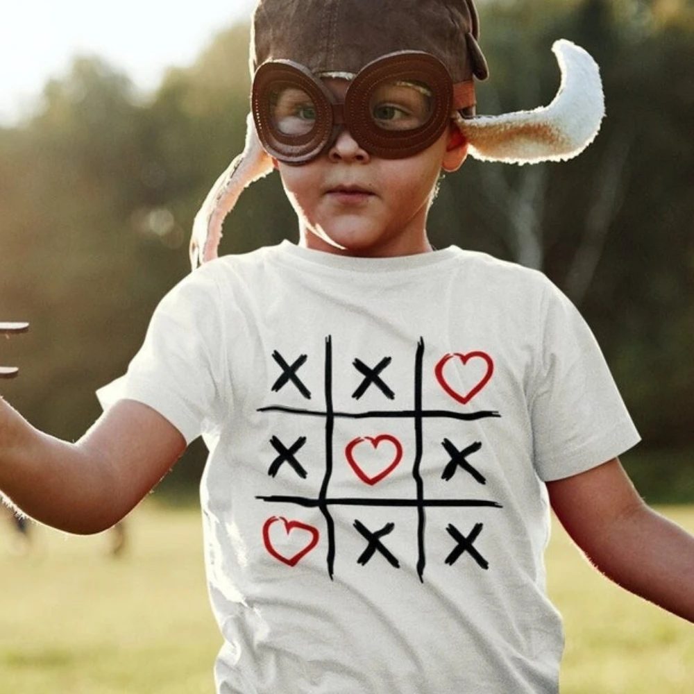 Valentine's Day Tic Tac Toe Children Shirt Hearts Design Tshirt Kids Valentine Gift Tee Boys and Girls Fashion Casual Cotton Top