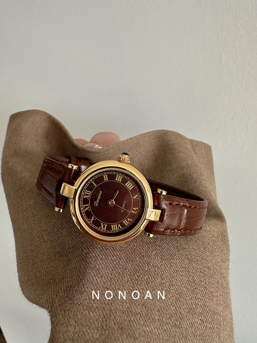 Classico retrò rotondo romano quadrante piccolo quadrante in madreperla temperamento alla moda cinturino in pelle di lusso orologio al quarzo regalo da donna