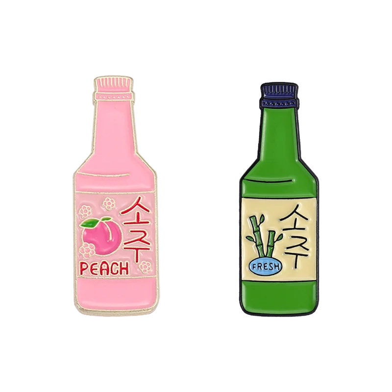 Soju Enamel Pin Korea Wine Brooch Badge Cartoon Peach Fresh Bottle Pink Green Lapel Sweater Hat Jewelry Custom Gift Wholesale