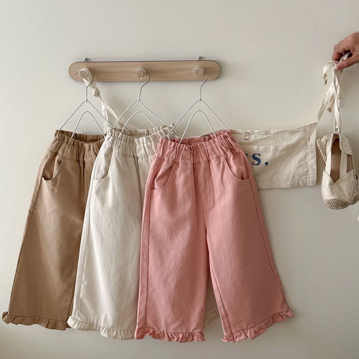 

Children Pants Spring 2024 New Korean Wooden Ear Baby Girl's Pants Casual Wide-leg Pants 1-9Year Kid's Trousers