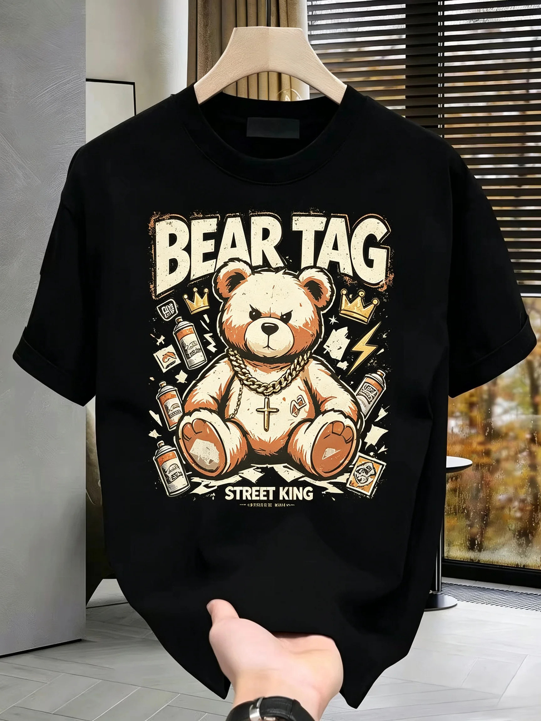 Unisex BEAR TAG Hip Hop Teddy Bear Spray Paint Crown Graphic T Shirt Men Women Vintage Street King Urban Short Sleeve Black Casual Tee