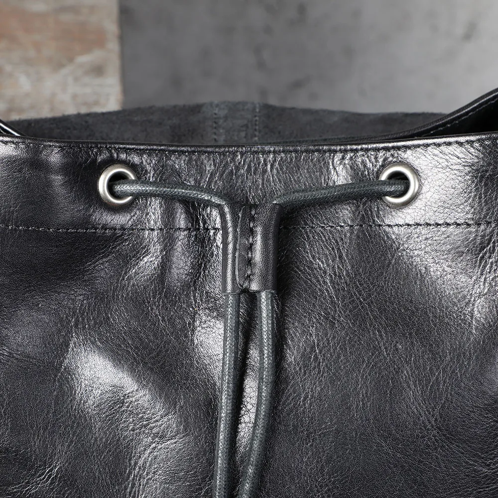 Lässiger Herrenrucksack aus echtem Leder, Laptoptasche für Herren, Reisetasche, Obermaterial aus Rindsleder, modischer Herrenrucksack im Preppy-Stil – Detail 20