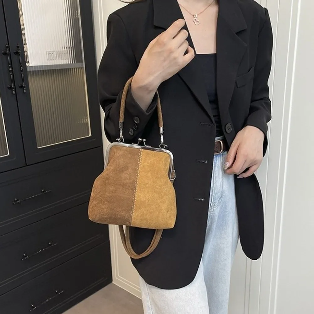 

Large Capacity Retro Frosted Handbag Kiss Lock PU Leather Crossbody Bag Short Handle Clip Closure Clutch Shoulder Bag Shopping