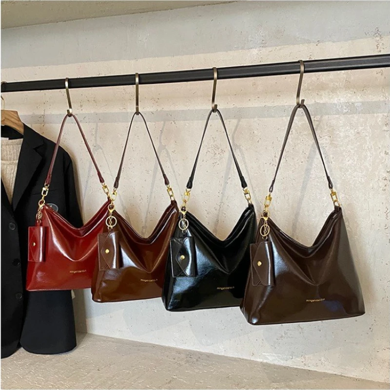 

Luxury Women's Fashionable Leather Shoulder Bag Trendy Commuter Classic Elegant Ladies Casual Simple Vintage Crossbody Bag