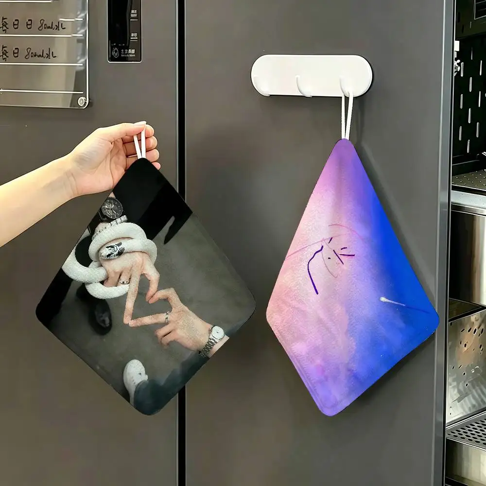 R-Revenged Love Movie Polyester Cotton Hand Wiping Towel, Anti-shrink Hanging Kitchen Cloth for Household Cleaning