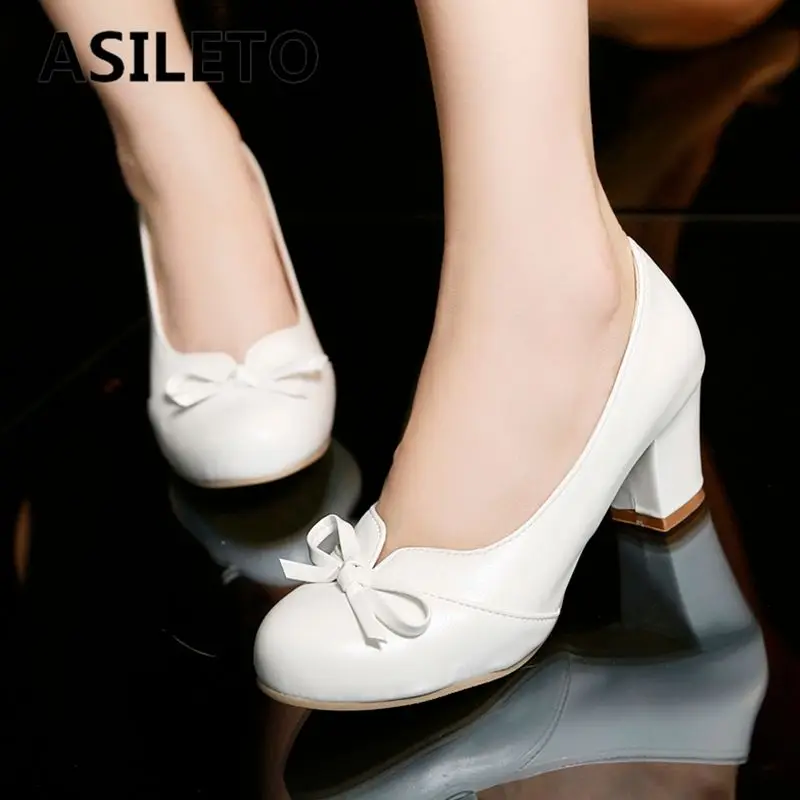 

ASILETO 2025 Design Women Pumps Round Toe Chunky Heels 5.5cm Slip On Butterfly Knot Small Size 31 32 Sweet Daily Girls Shoes