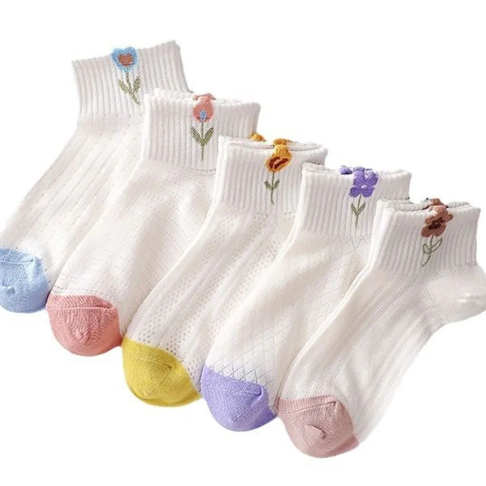1 زوج لون عشوائي تنفس الحلو عادية لطيف المرأة الجوارب مجموعة الخريف جوارب بيضاء المرأة زهرة منقوشة محبوك الجوارب القصيرة #6