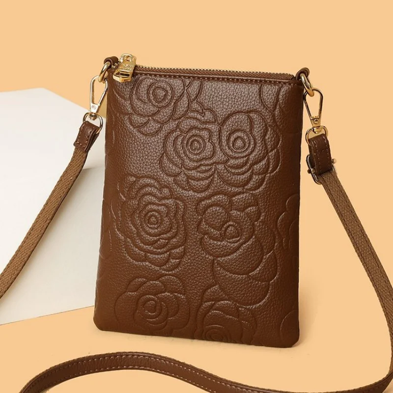 حقيبة يد نسائية مصنوعة من الجلد المطبوع بالشمس تتميز بمظهر ركاب كاجوال خفيف الوزن وناعم من إستونيا