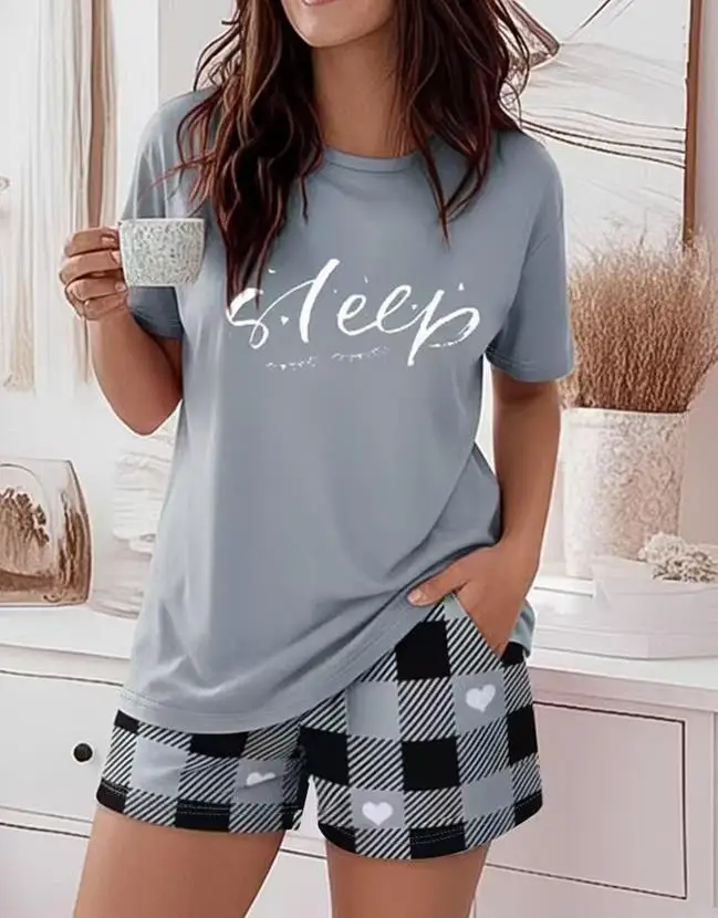 

Loose Women's Sleepwear Set Summer Letter Printed Round Neck Short Sleeved T-Shirt and Checkered Printed Straight Leg Shorts Set
