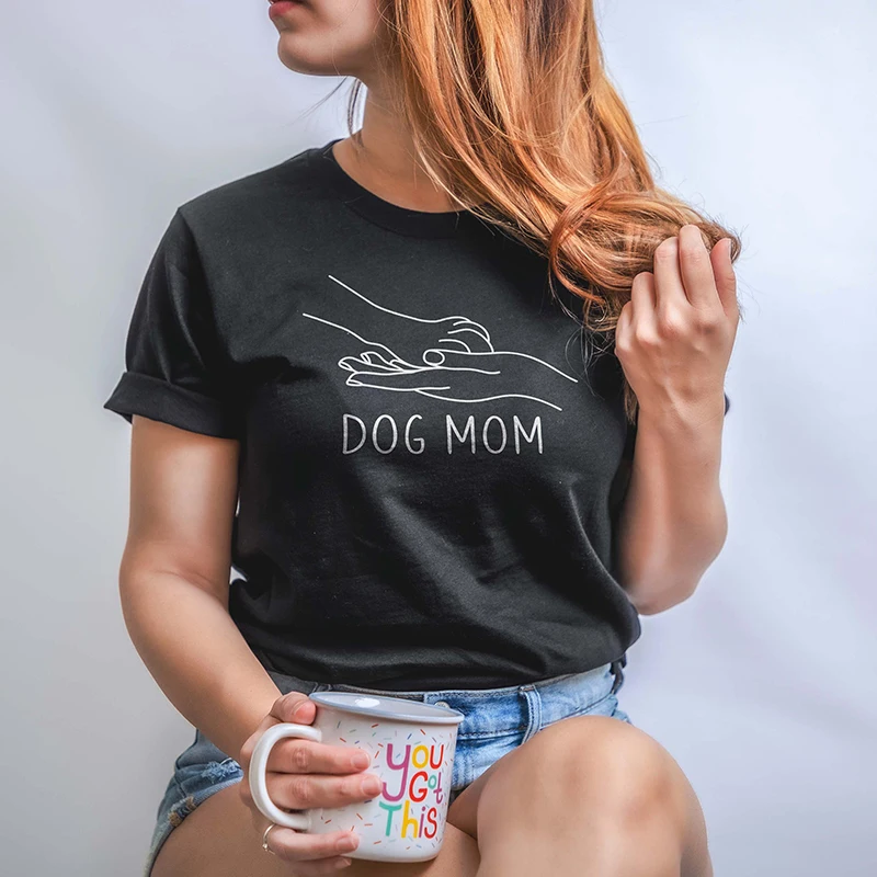 Dog Mom Hand in Hand Women T Shirts Cotton Summer Fashion Mom Life Graphic Tee O Neck T-shirt Ladies O Neck Animla Lover Clothes