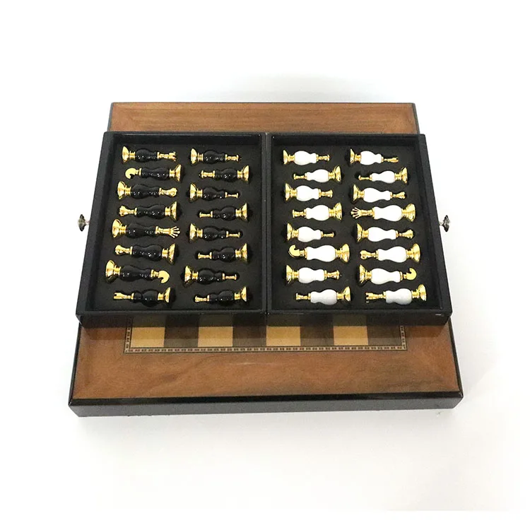 2021 الصين تصميم جديد الشطرنج المحمولة رائجة البيع سعر جيد الشطرنج الكلاسيكي مجموعة الشطرنج الذكية