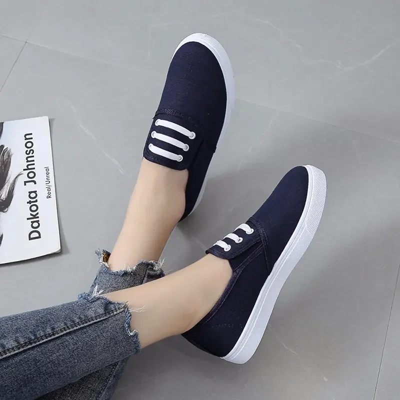 Women  Canvas Slip on Flat Shoes Ladies Black Loafer Black Woman Sneakers Casual Shoes Flats Non-slip One-stepper canvas shoes