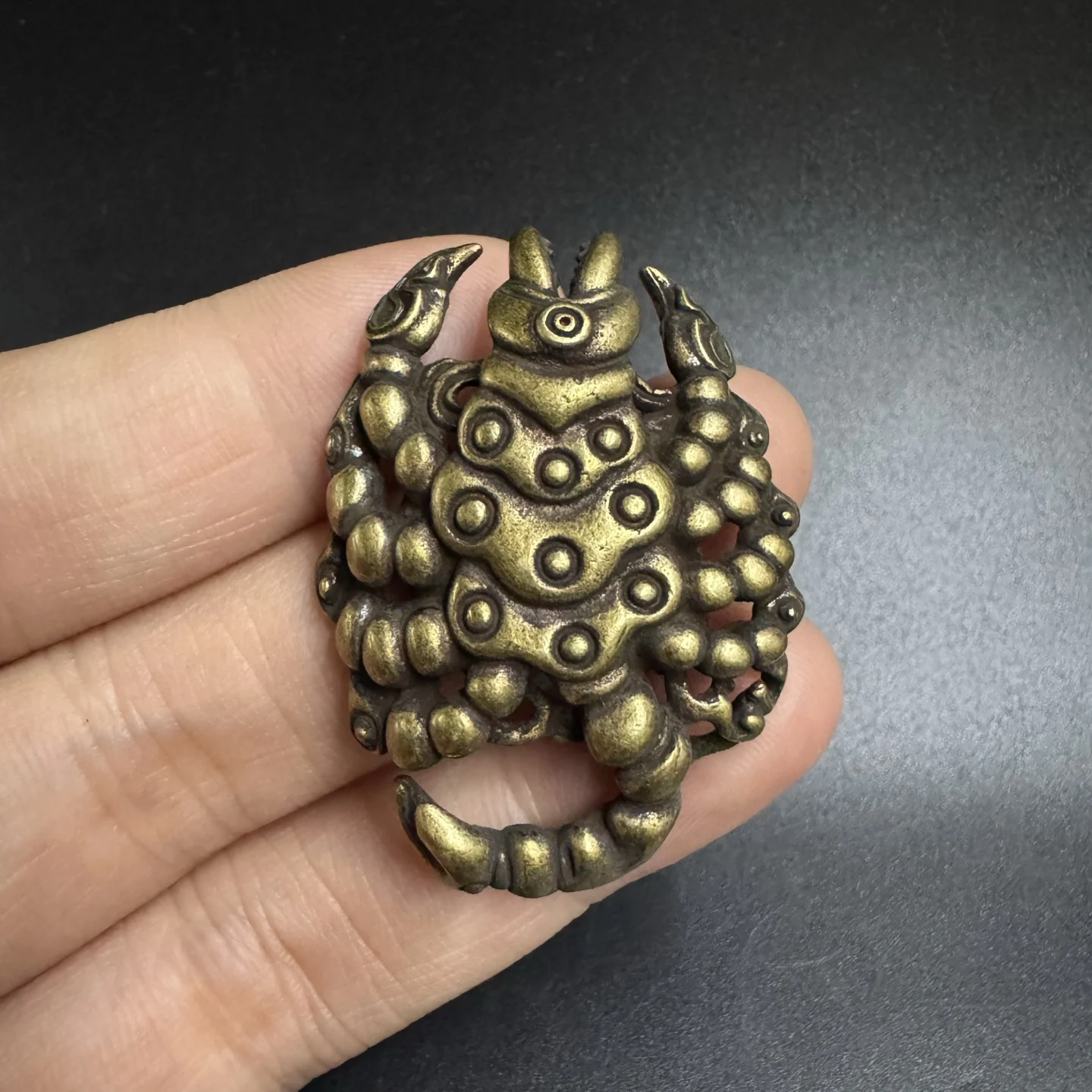 Brass Scorpion Keychain Pendant - Intricately Crafted Sculpture Figurine Model for Home Decor and Collectibles